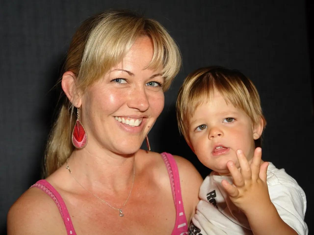 Innovative Approaches to Effective, Enduring Parenting: Insights for a More Rewarding Family Life