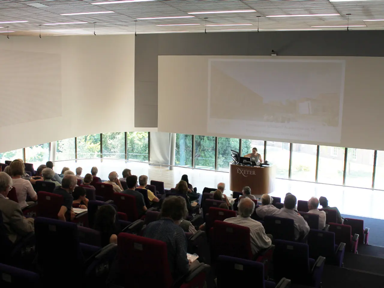 Career-oriented meetings with counselors open for UIIS students
