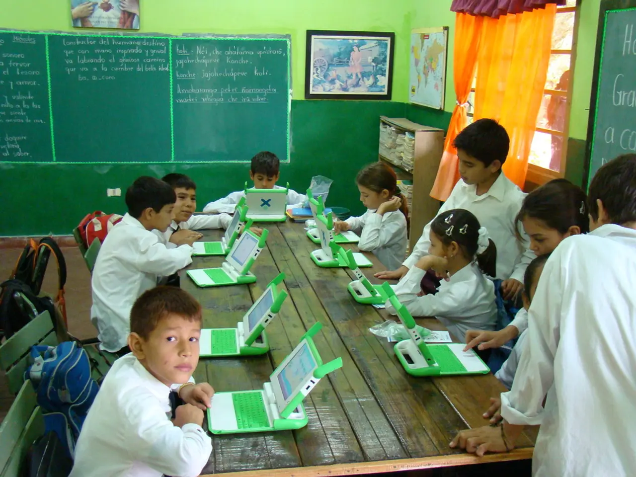 Awards Given Out for Top Tech and Learning Products for the 2022 Back to School Season