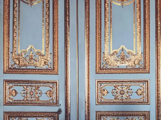 Job-seeking Strategies: 16 Resume Design Innovations and Glimpses from an Employer's Perspective