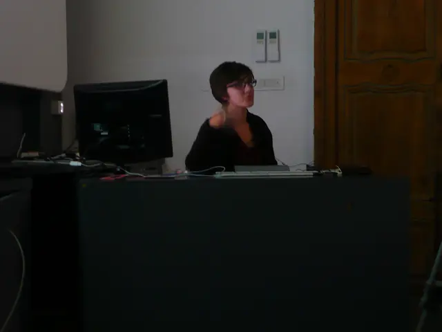 Strategies for Distinguishing Yourself in a Distant Work Environment