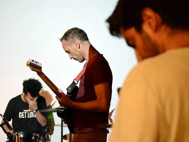 A music instructor in Palestine employs drone tones to educate schoolchildren in a hauntingly eerie...