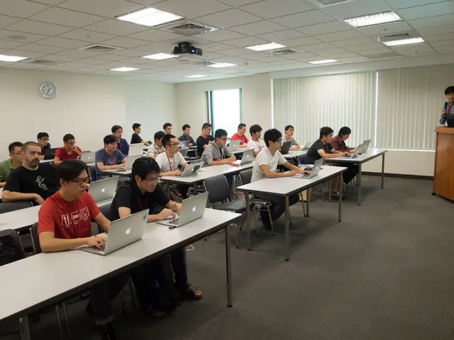 Time Tracking: Unraveling the Debate Between Accountability and Control